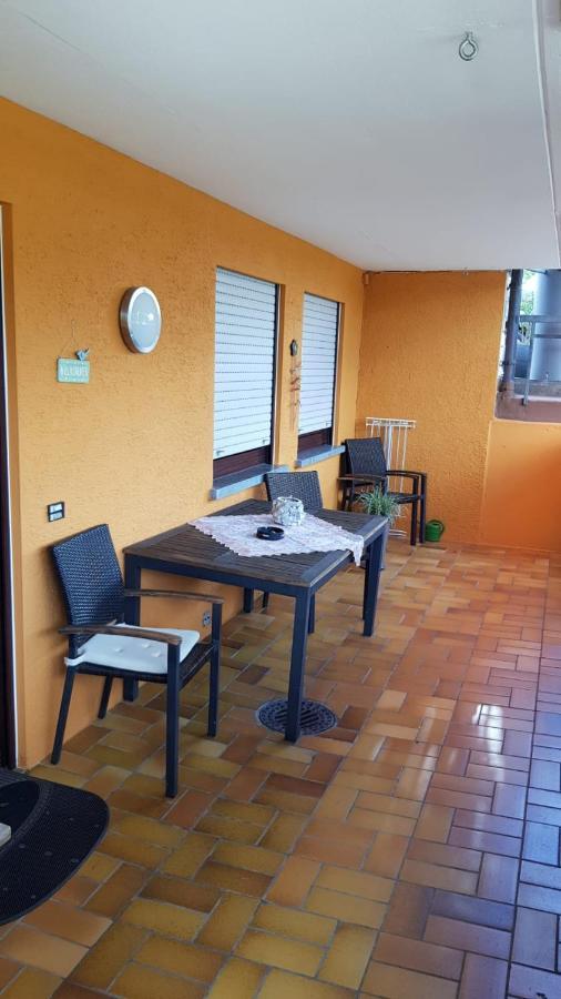Ferienwohnung Schwarz Sersheim Esterno foto