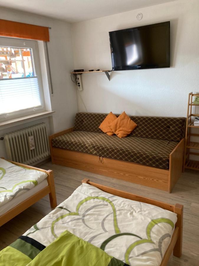 Ferienwohnung Schwarz Sersheim Esterno foto